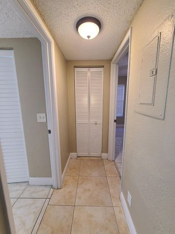 1461 Windorah Way G, West Palm Beach, FL 33411