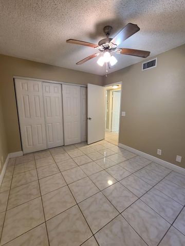 1461 Windorah Way G, West Palm Beach, FL 33411