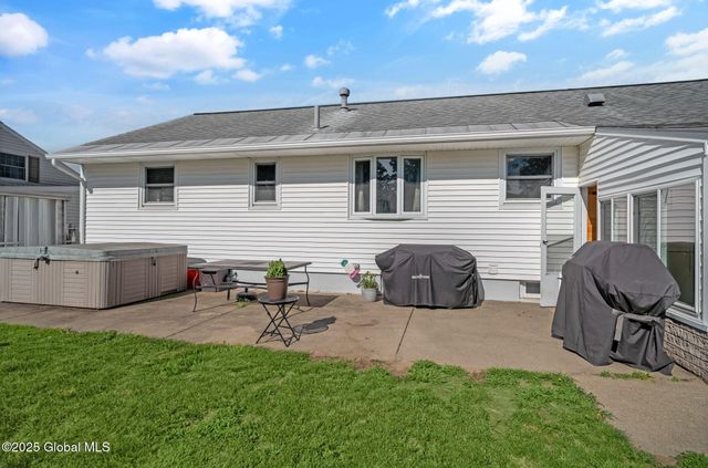 954 Obrien Avenue, Rotterdam, NY 12303