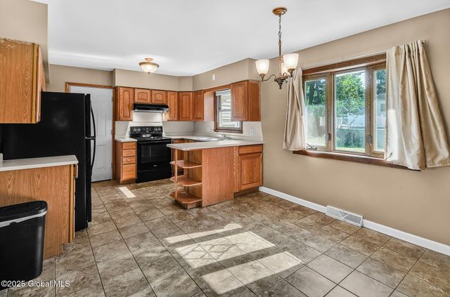954 Obrien Avenue, Rotterdam, NY 12303