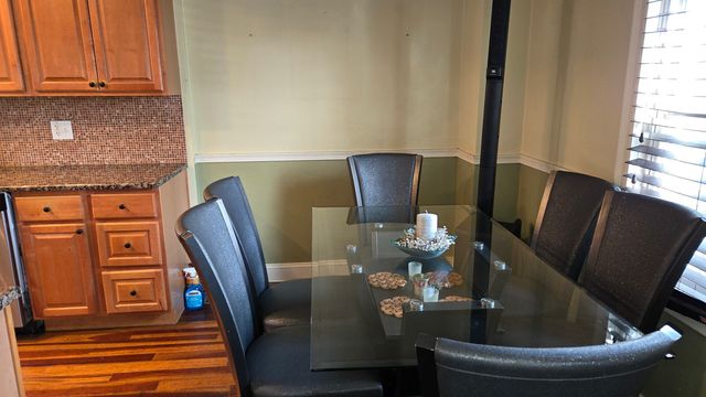 3352 W 84th Street, Chicago, IL 60652