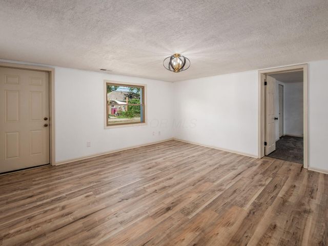 963 Erickson Avenue, Columbus, OH 43227