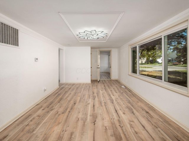 963 Erickson Avenue, Columbus, OH 43227