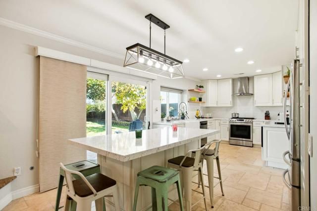 381 Via Almansa, Encinitas, CA 92024