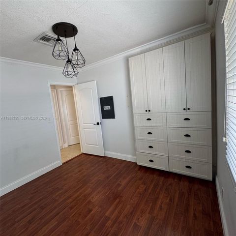 4261 SW 22nd St 0, Fort Lauderdale, FL 33317