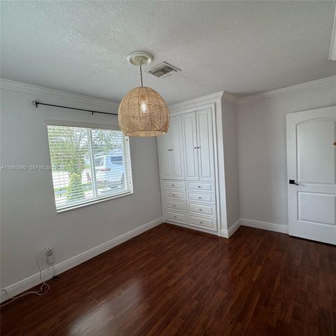 4261 SW 22nd St 0, Fort Lauderdale, FL 33317