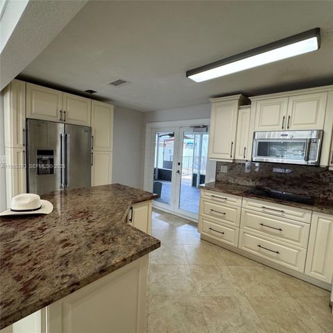 4261 SW 22nd St 0, Fort Lauderdale, FL 33317