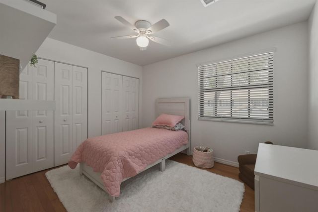9014 Vineyard Lake Drive, Plantation, FL 33324