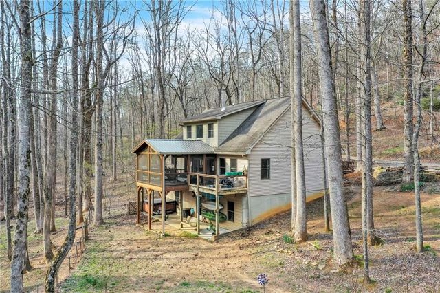 1250 Sutton Road, Talking Rock, GA 30175