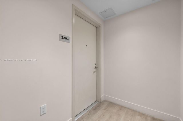 239 SW 9th St 2303, Miami, FL 33130