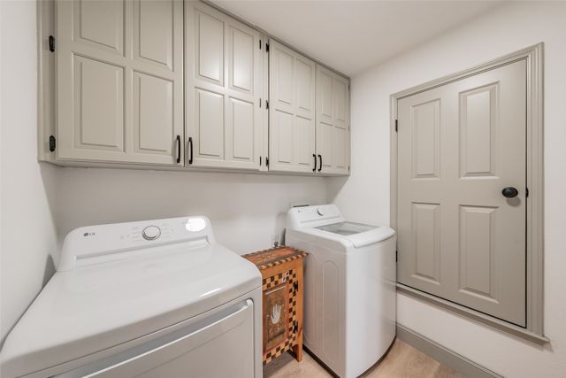 6514 Aires Drive, Arlington, TX 76001