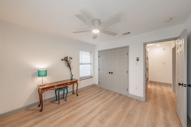 6514 Aires Drive, Arlington, TX 76001