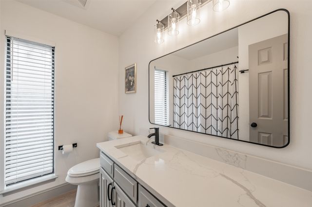 6514 Aires Drive, Arlington, TX 76001