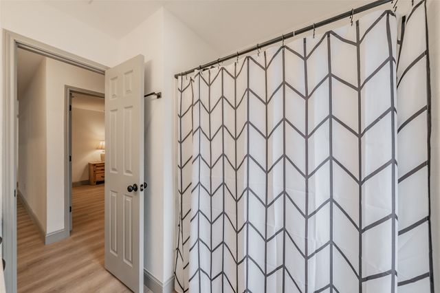 6514 Aires Drive, Arlington, TX 76001