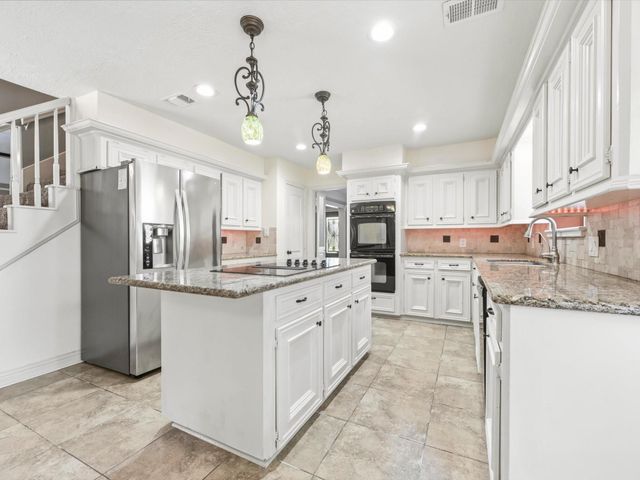 18310 Lake Oaks Drive, Spring, TX 77388