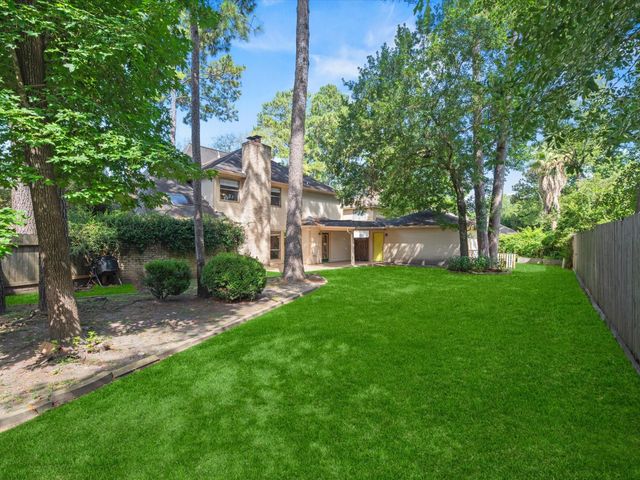 18310 Lake Oaks Drive, Spring, TX 77388