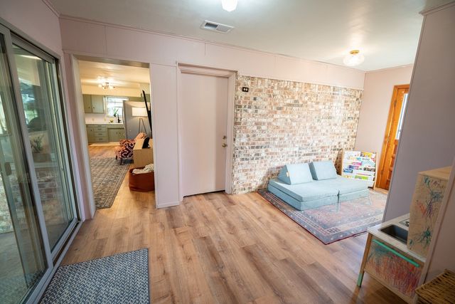 509 W South Street, Lindale, TX 75771