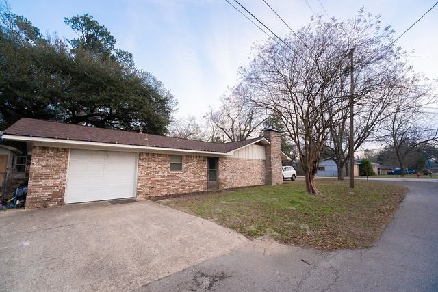 509 W South Street, Lindale, TX 75771