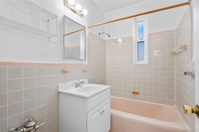 101 Old Mamaroneck Road 1B1B, White Plains, NY 10605