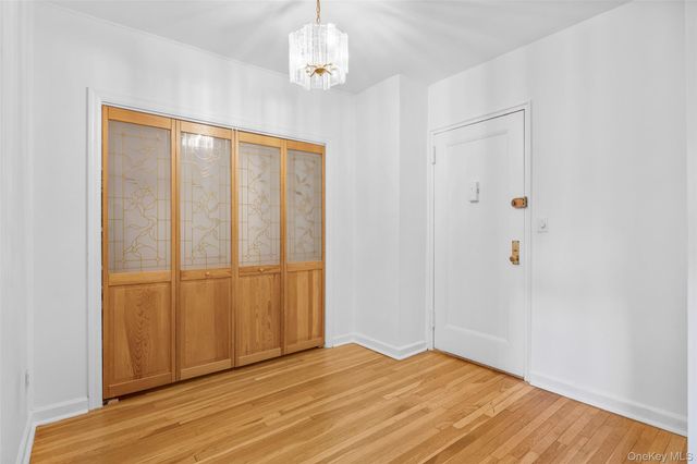 101 Old Mamaroneck Road 1B1B, White Plains, NY 10605