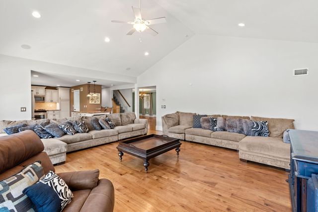 55 Crescent St, Bridgewater, MA 02324