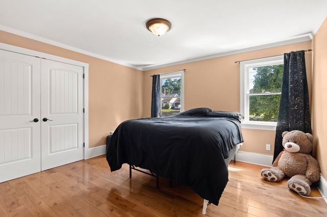 55 Crescent St, Bridgewater, MA 02324