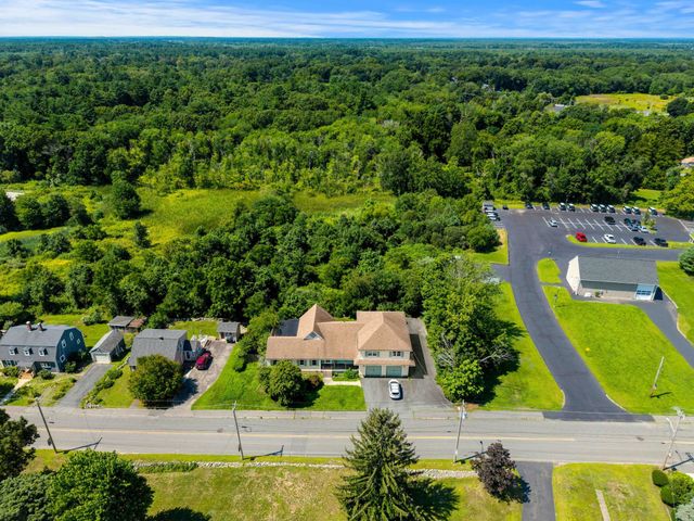 55 Crescent St, Bridgewater, MA 02324