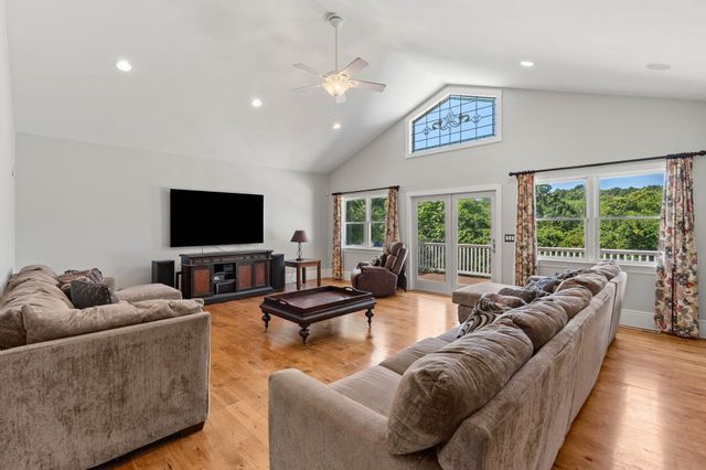 55 Crescent St, Bridgewater, MA 02324