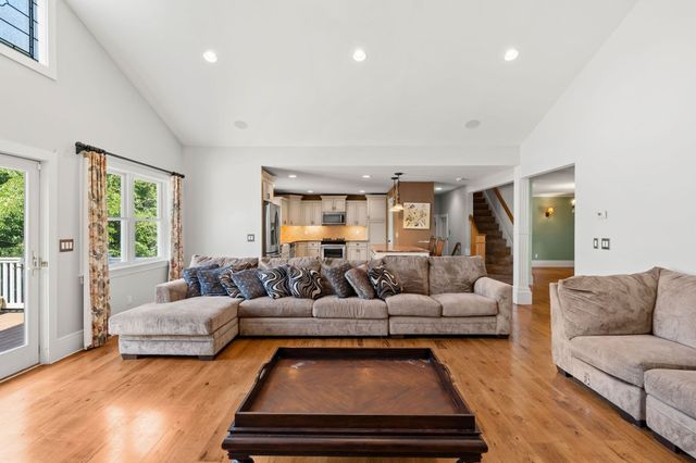 55 Crescent St, Bridgewater, MA 02324