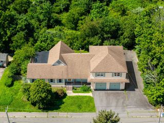 55 Crescent St, Bridgewater, MA 02324