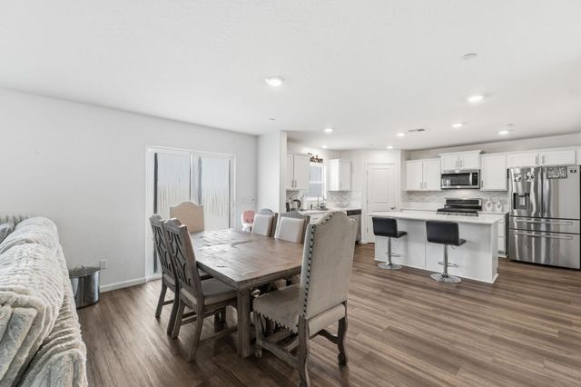1541 Seneca Drive, Madera, CA 93637