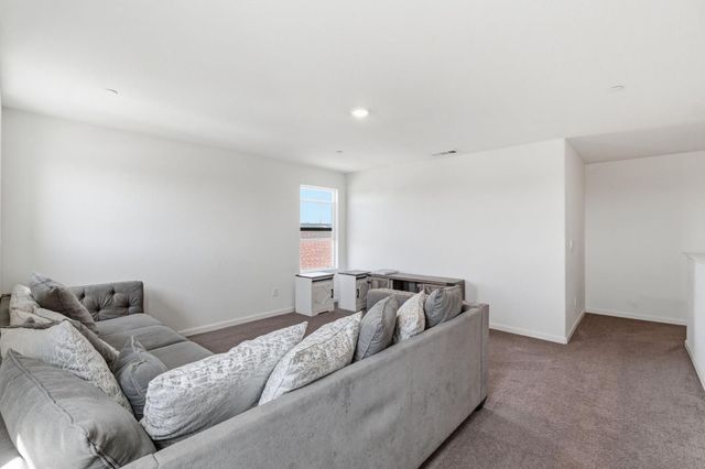 1541 Seneca Drive, Madera, CA 93637