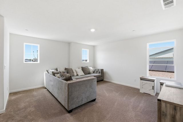 1541 Seneca Drive, Madera, CA 93637
