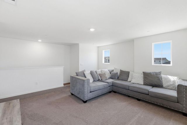 1541 Seneca Drive, Madera, CA 93637