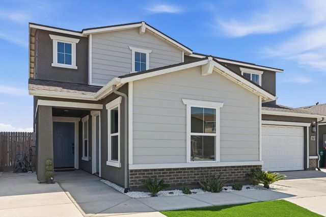 1541 Seneca Drive, Madera, CA 93637