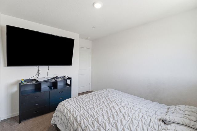 1541 Seneca Drive, Madera, CA 93637