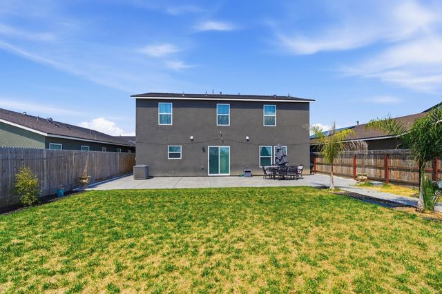 1541 Seneca Drive, Madera, CA 93637