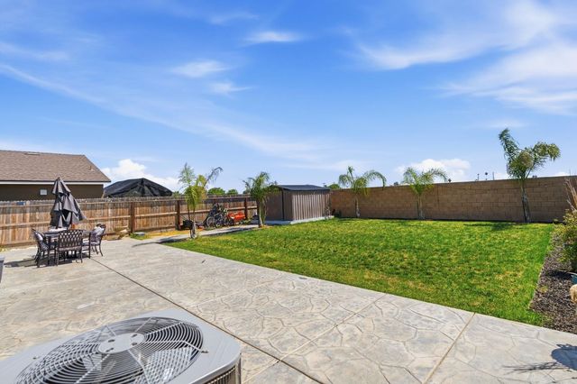 1541 Seneca Drive, Madera, CA 93637