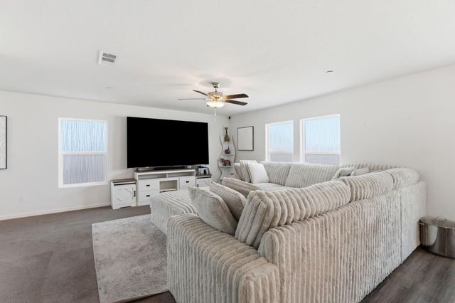1541 Seneca Drive, Madera, CA 93637