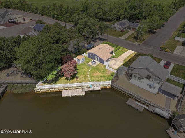 423 W Cala Breeze Way, Little Egg Harbor, NJ 08087