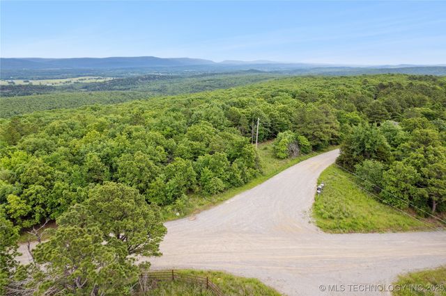 3720 SE 123rd, Wilburton, OK 74578