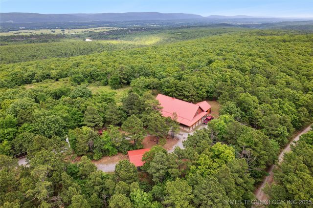 3720 SE 123rd, Wilburton, OK 74578