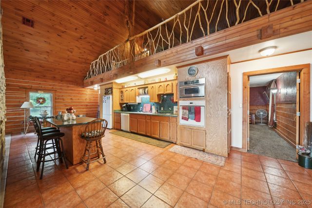3720 SE 123rd, Wilburton, OK 74578