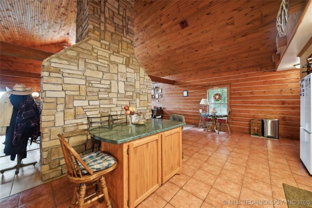 3720 SE 123rd, Wilburton, OK 74578