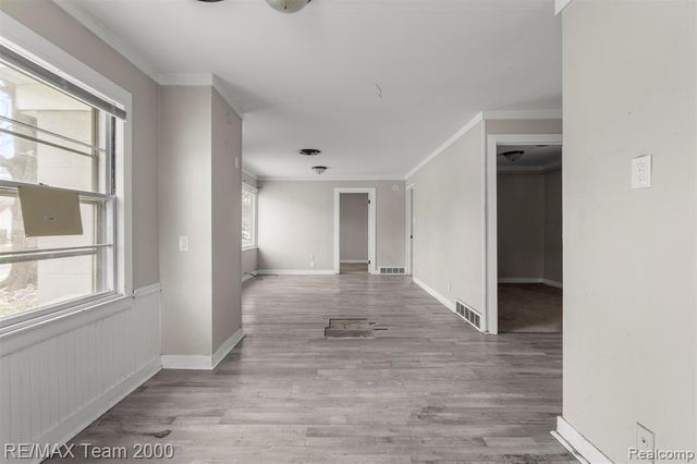 18943 Lathers Street, Livonia, MI 48152