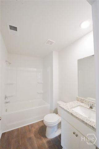 463 Coconut Drive, Bloomingdale, GA 31302