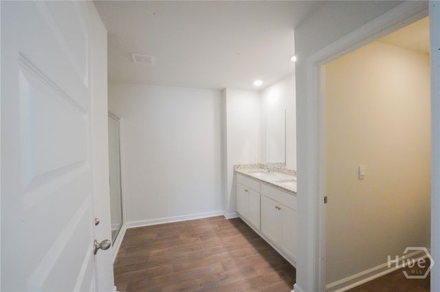 463 Coconut Drive, Bloomingdale, GA 31302