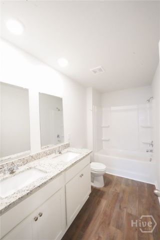 463 Coconut Drive, Bloomingdale, GA 31302