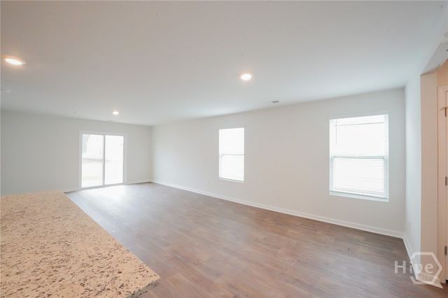 463 Coconut Drive, Bloomingdale, GA 31302