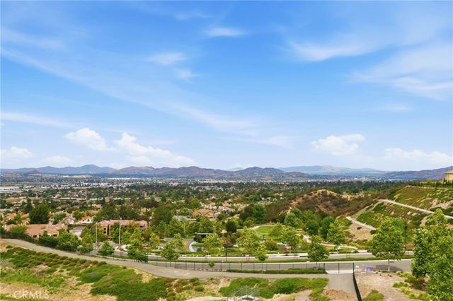 2521 Chad Zeller Lane, Corona, CA 92882